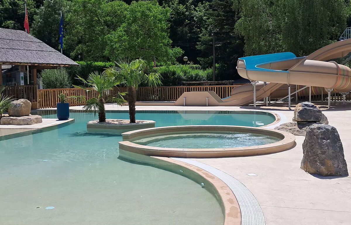 08 - Camping Le Pont du Tarn - Piscine