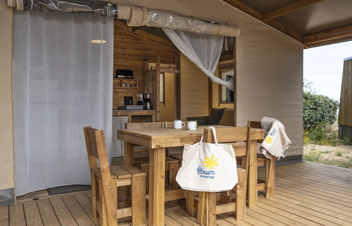 22 - Camping Le platin - La Redoute - Hébergement