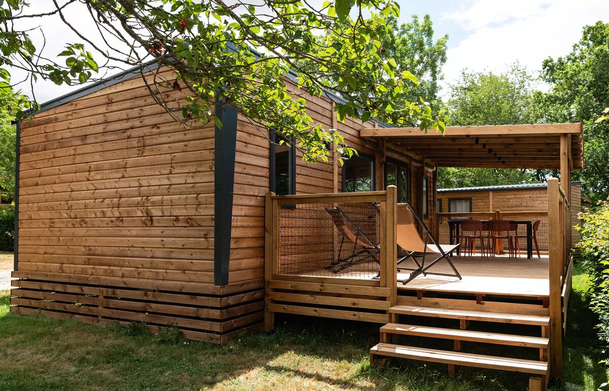 10 - Camping Val Vert en Bery - Hébergement