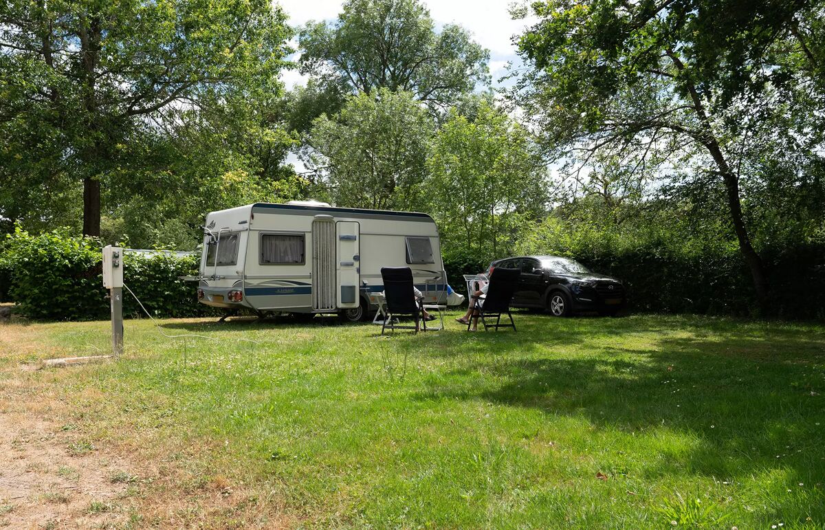 17 - Camping Val Vert en Bery - Hébergement