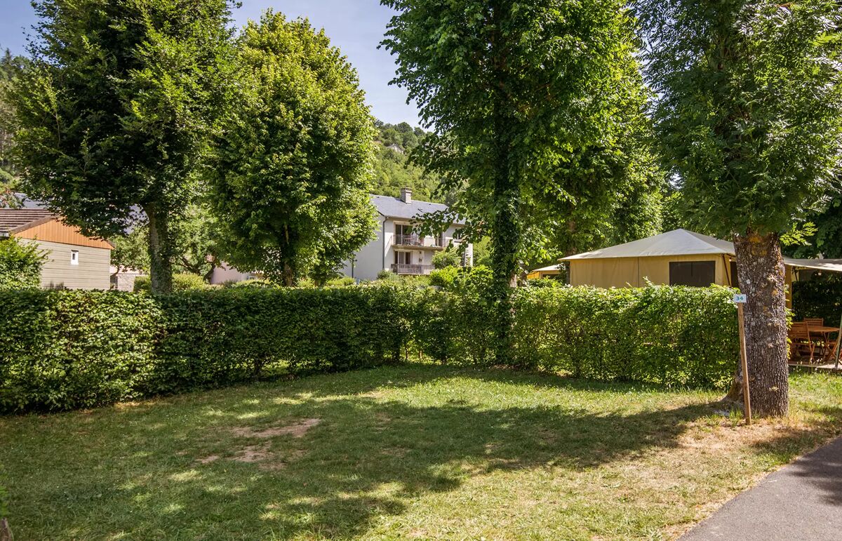 27 - Camping du Gévaudan - Hébergement