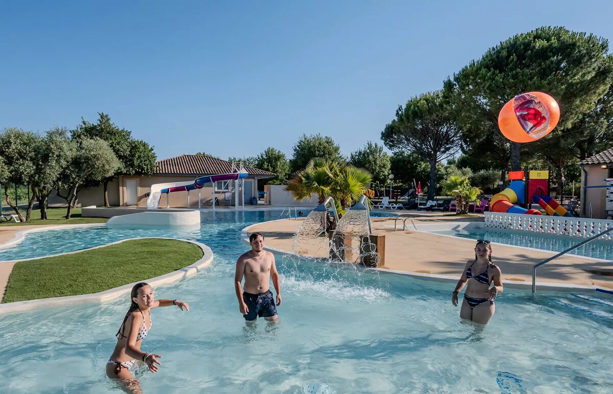 02 - Camping Le Dolium - Piscine