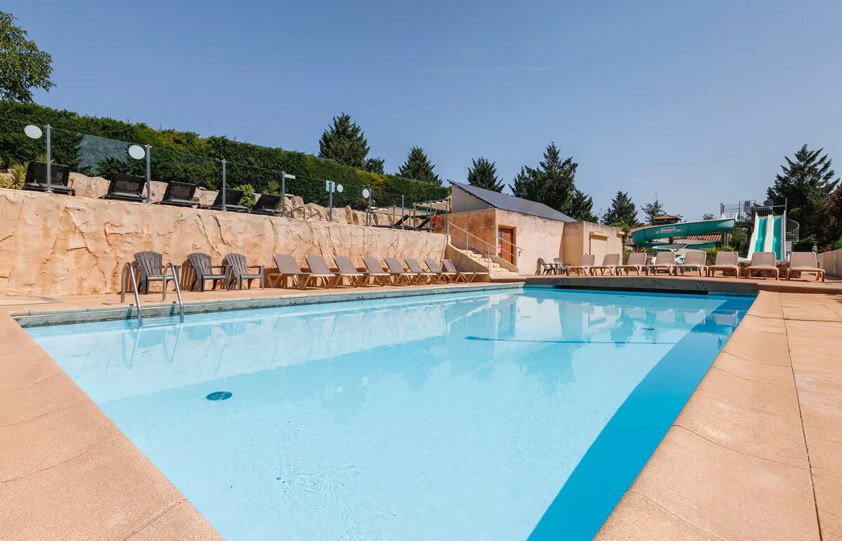 09 - Camping Le Clos Auroy - Piscine