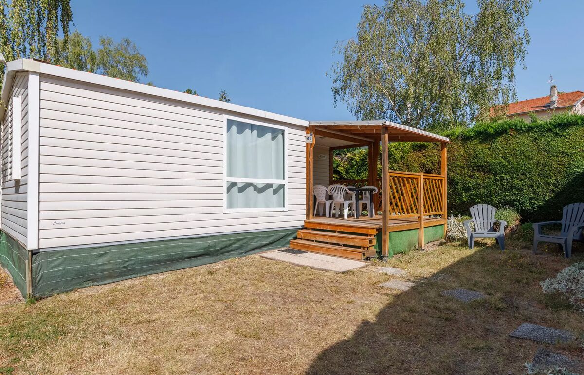 25 - Camping Le Clos Auroy - Hébergement