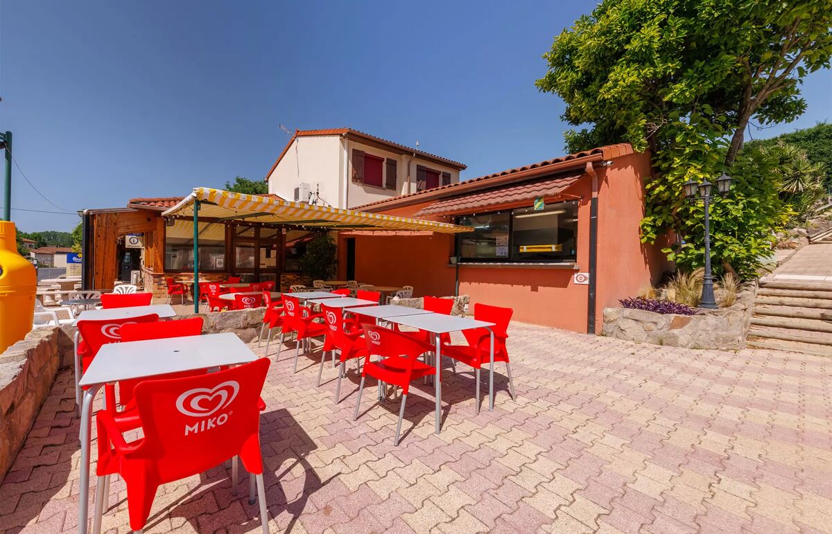 38 - Camping Le Clos Auroy - Service