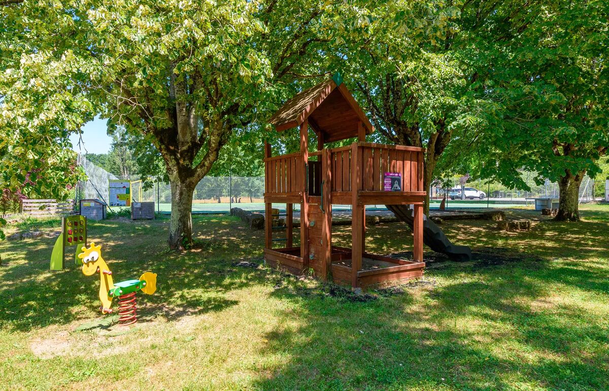 16 - Camping Soleil de la Bastide - Aire de jeux