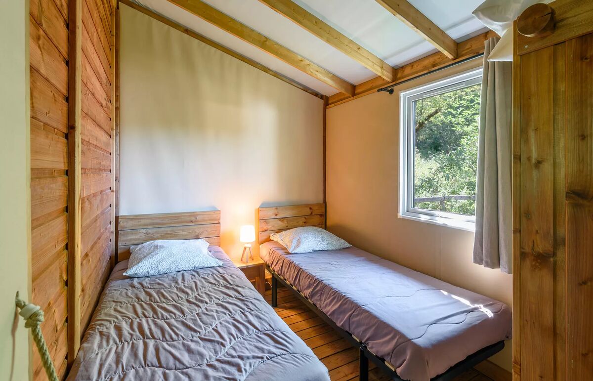 23 - Camping Soleil de la Bastide - Hébergement
