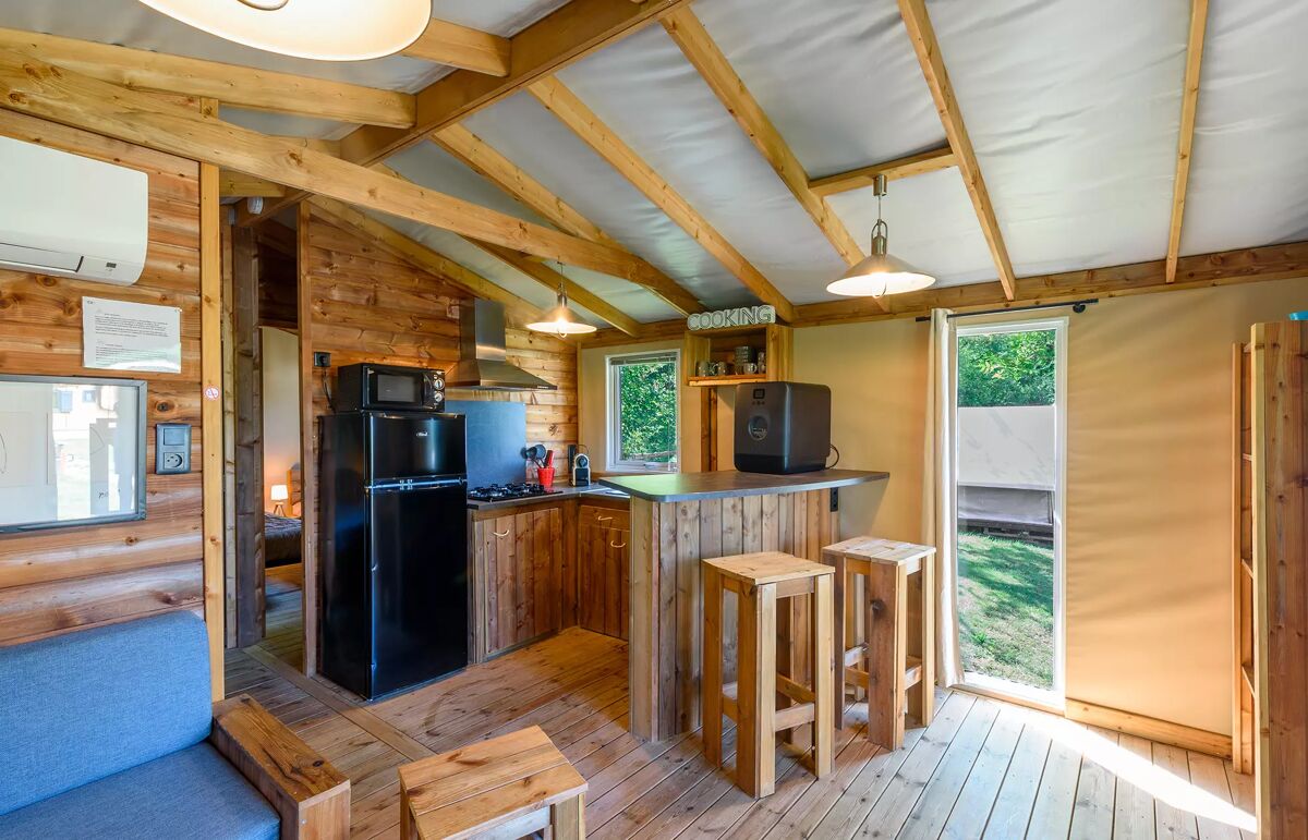 25 - Camping Soleil de la Bastide - Hébergement