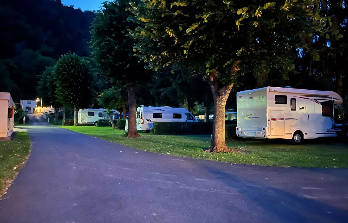 06 - Camping La Valée Verte - Hébergement