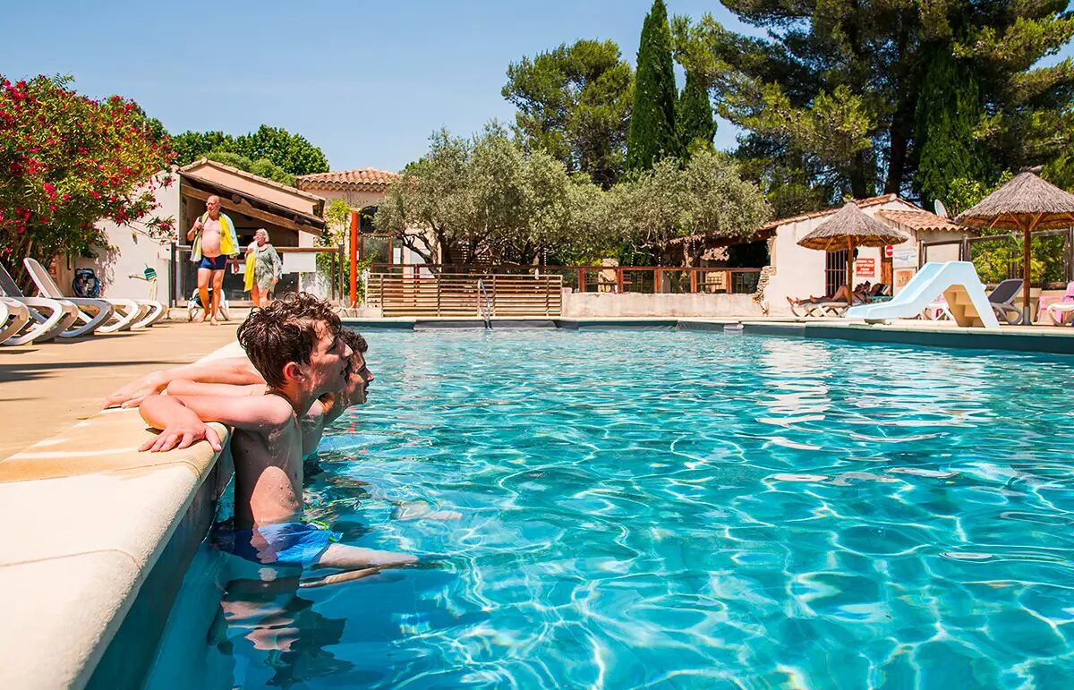 05 - Camping Les Verguettes - Piscine