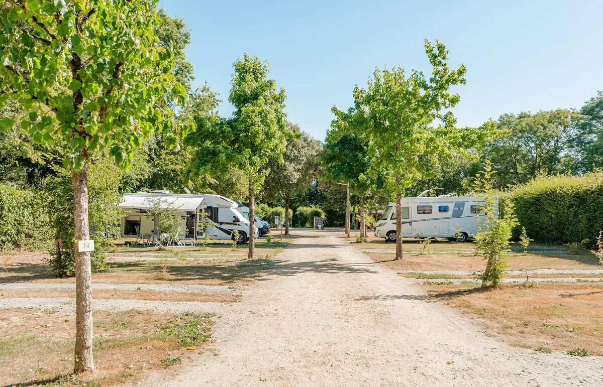 20 - Camping du Canal - Hébergement