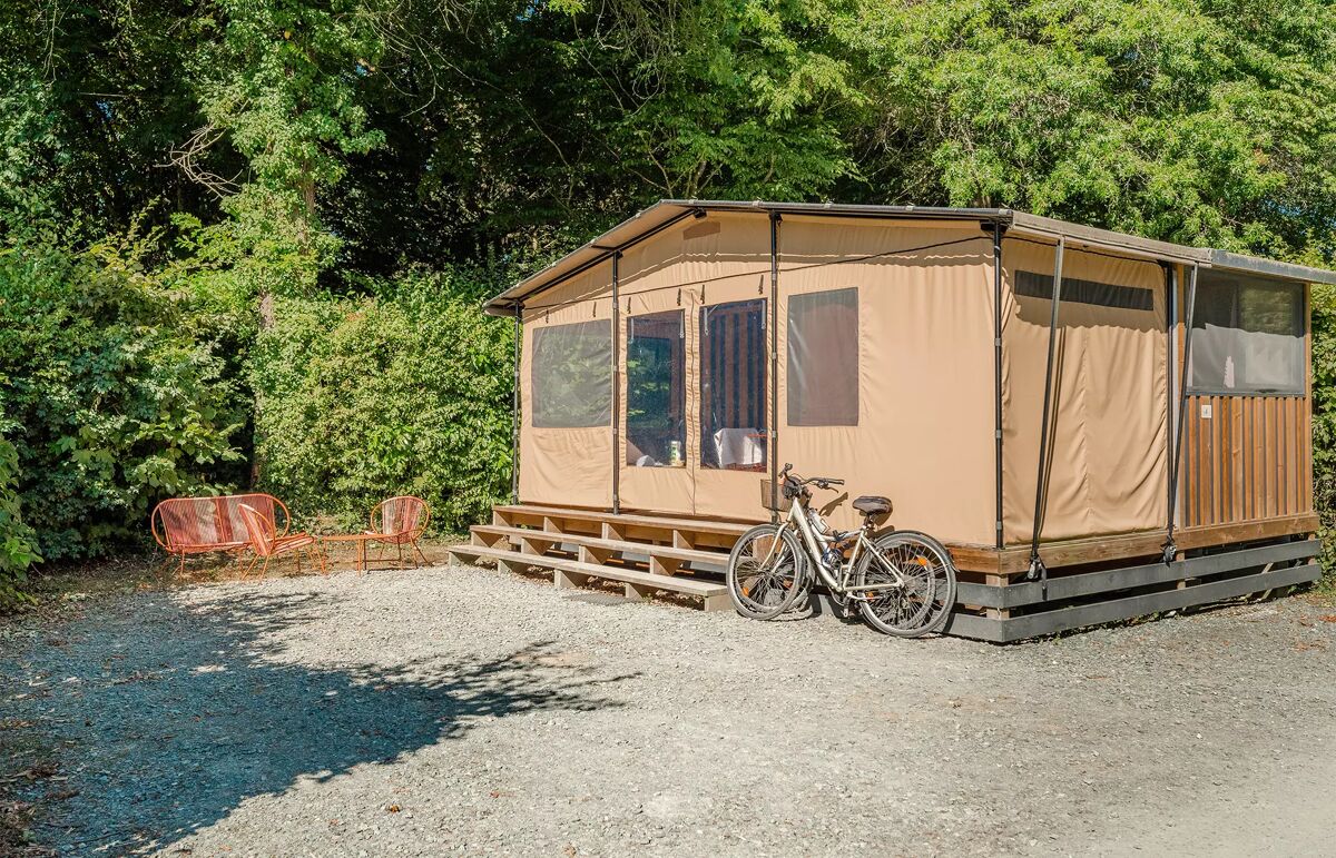 21 - Camping du Canal - Hébergement