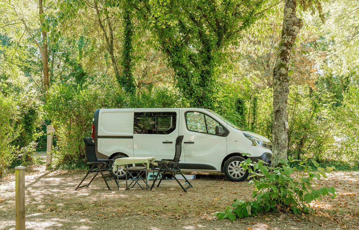 30 - Camping du Canal - Hébergement