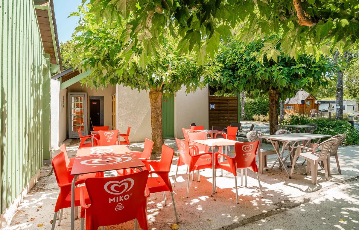 38 - Camping du Canal - Service