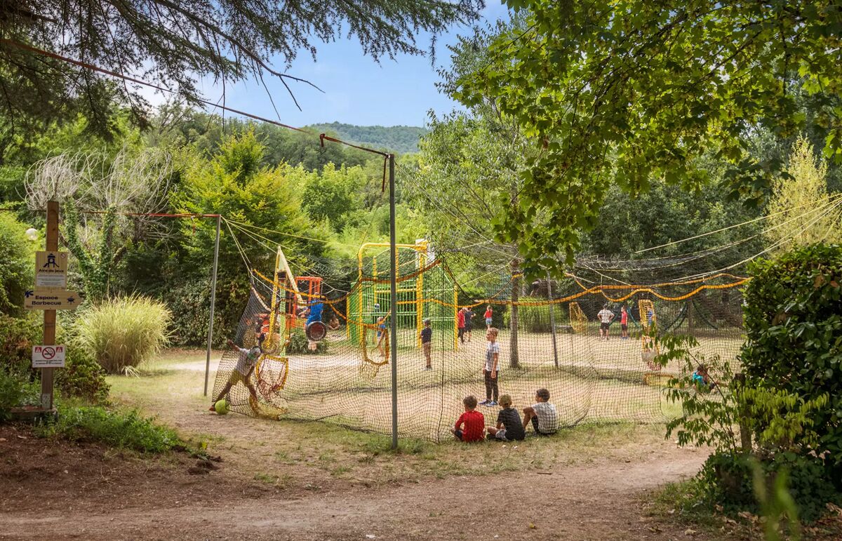 12 - Camping de la Plage - Aire de jeux
