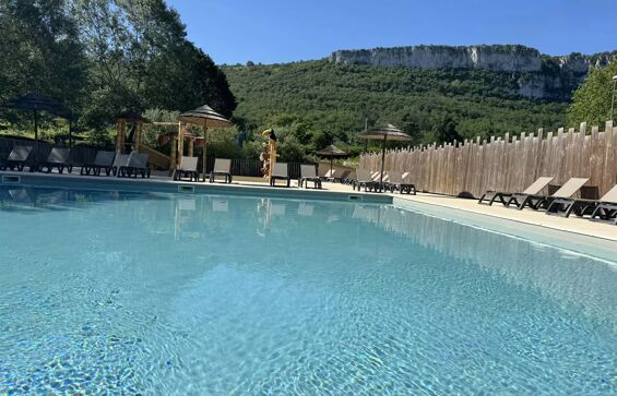 02 - Camping Les Gorges de l'Aveyron - Piscine