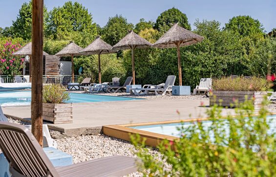 01 - Camping Les Plages de l'Ain - Piscine