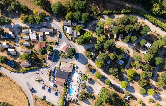 03 - Camping Les Plages de l'Ain - Situation