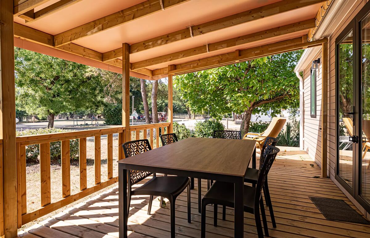 20 - Camping Les Plages de l'Ain - Hébergement