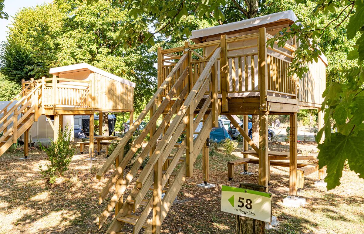 28 - Camping Les Plages de l'Ain - Hébergement