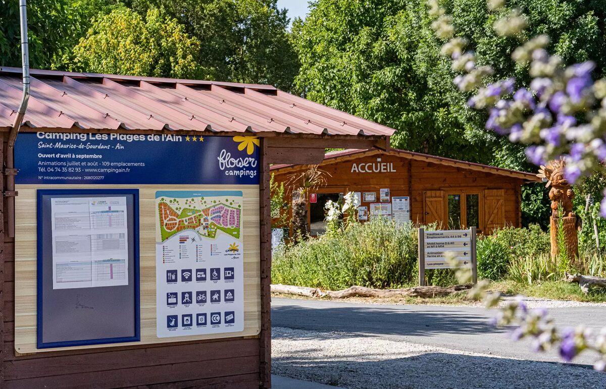 35 - Camping Les Plages de l'Ain - Service